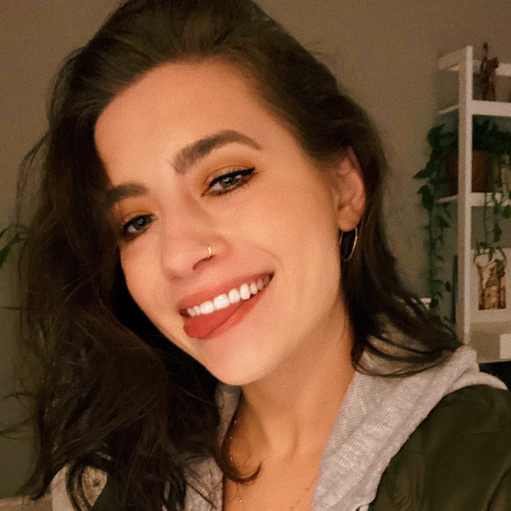 Meet your Posher, Julia